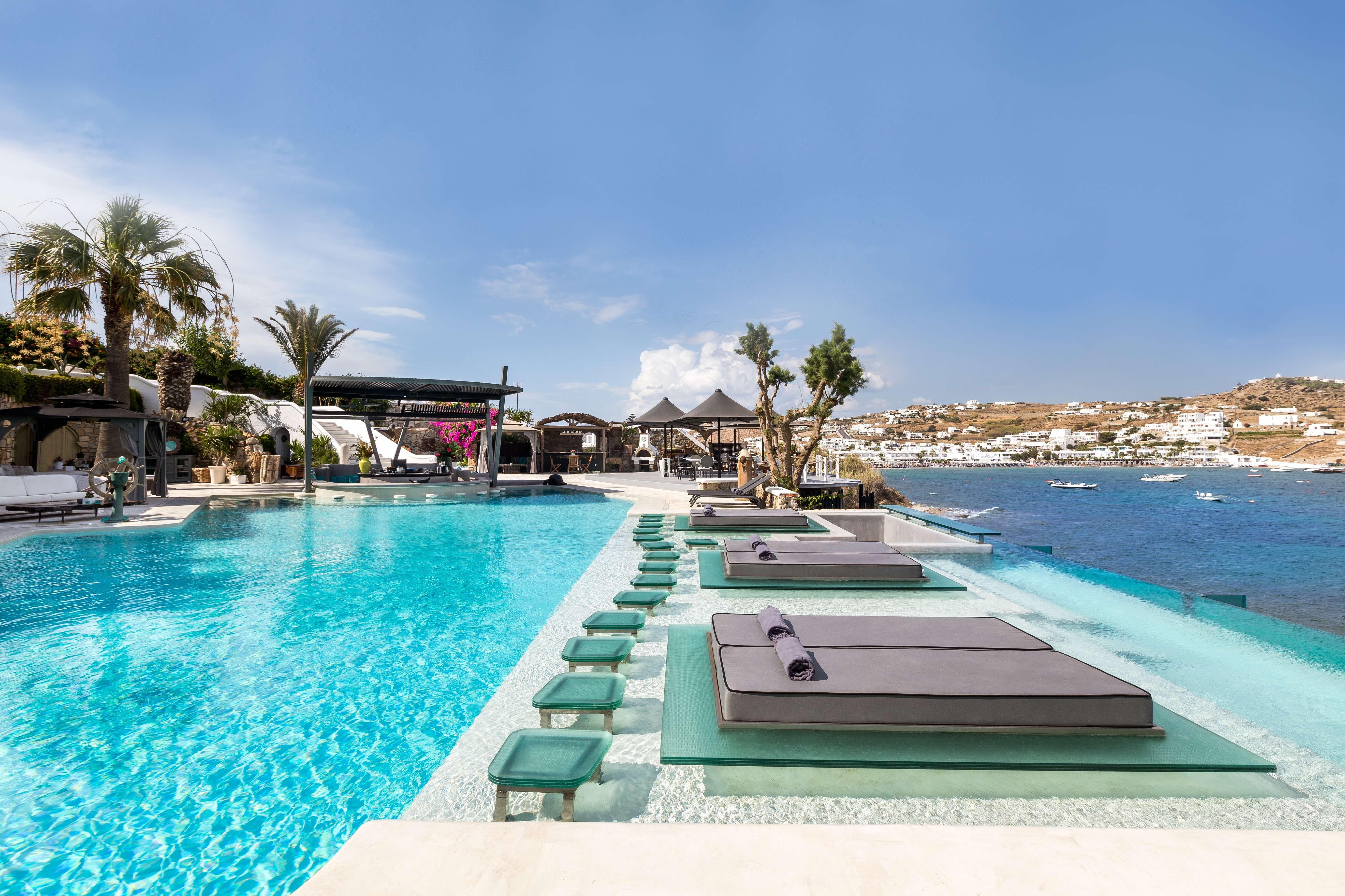 Hotel Kivotos Mykonos 5*